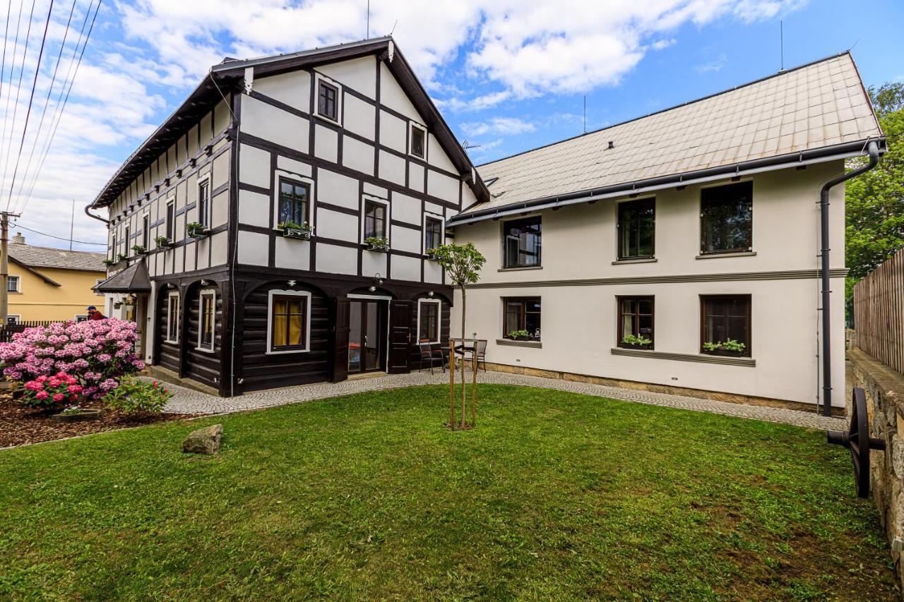 Apartmany Jozak Arnoltice u Decina ภายนอก รูปภาพ